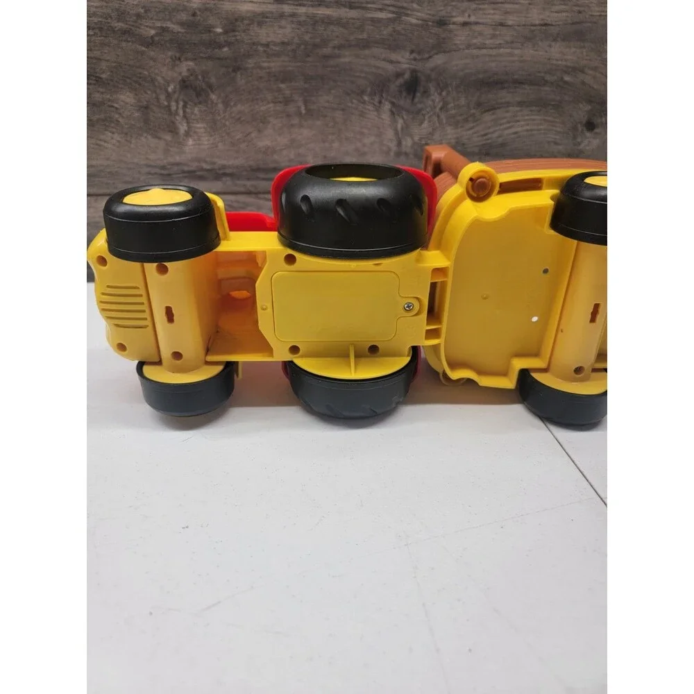 Fisher Price Little People Tow 'N Pull Tractor Sounds 2011